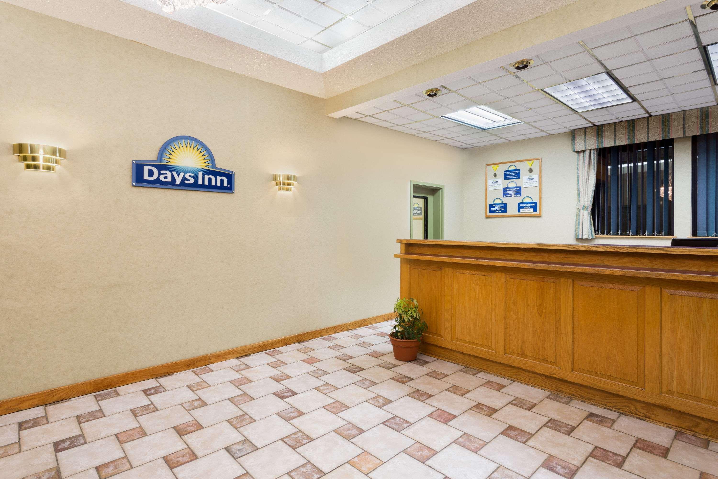 Days Inn By Wyndham Biscoe Exterior photo