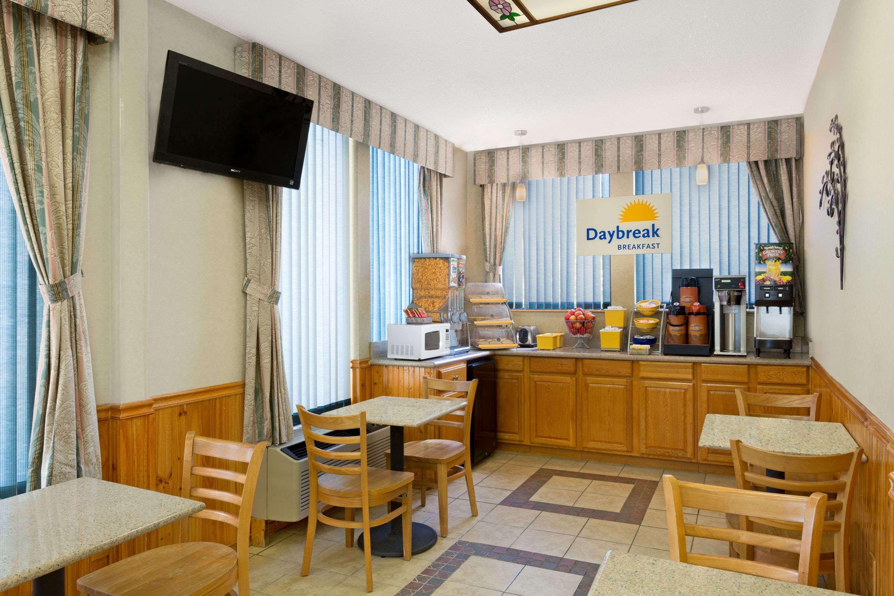 Days Inn By Wyndham Biscoe Exterior photo