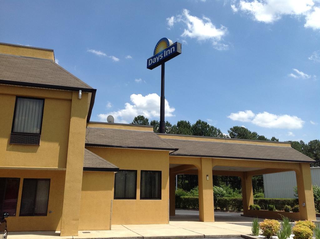 Days Inn By Wyndham Biscoe Exterior photo